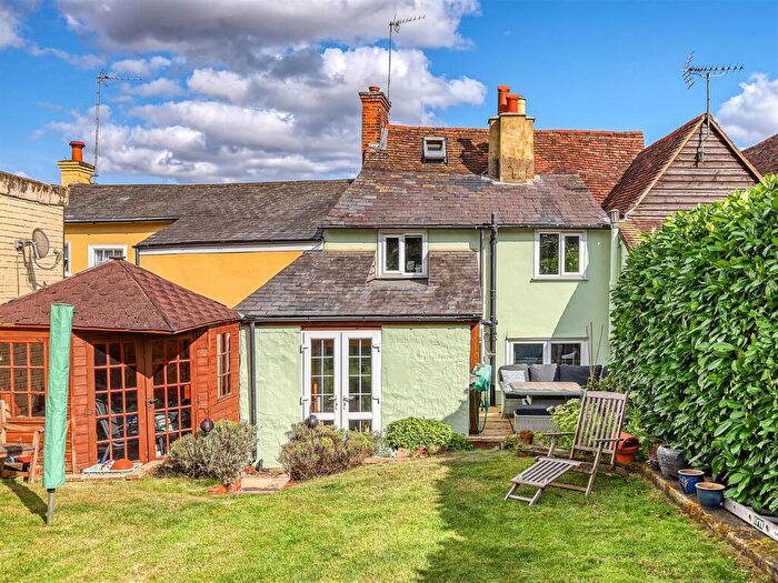 3 Bedroom Cottage For Sale In Chain Free - High Street, Puckeridge, SG11