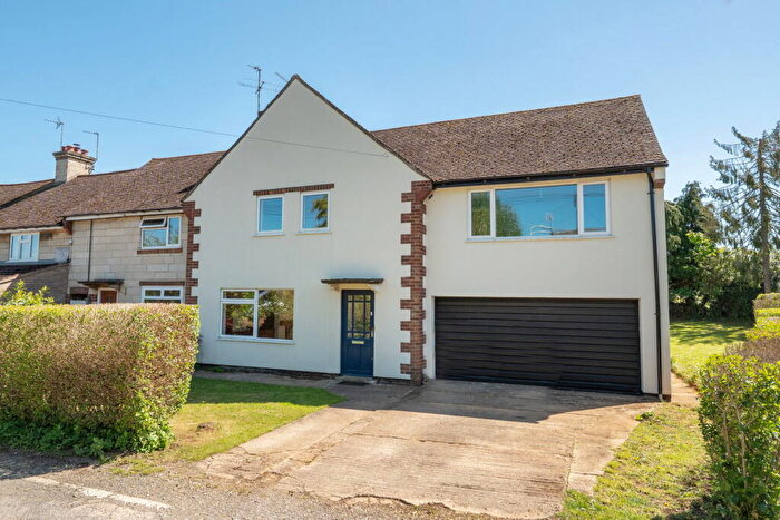 5 Bedroom End Of Terrace House For Sale In Wheatley Avenue, Uppingham, LE15