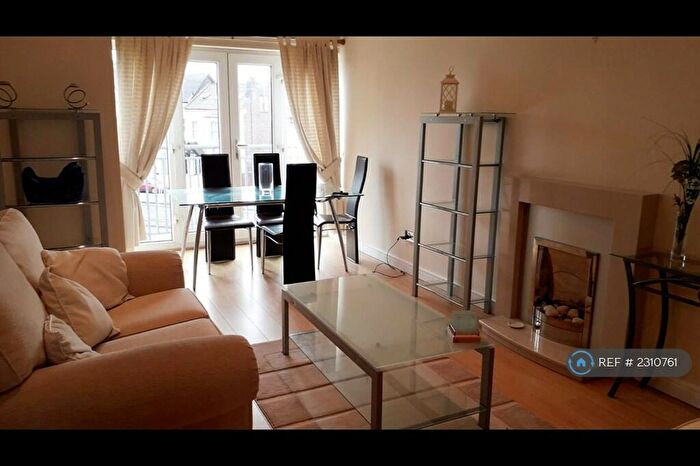 2 Bedroom Flat To Rent In Forbes House, Liverpool, L16