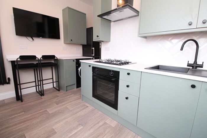 1 Bedroom Flat To Rent In Denman Street, Radford, Nottingham, NG7