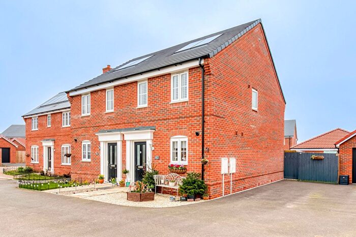 2 Bedroom Semi Detached House For Sale In Oak Lawn, Eye, IP23