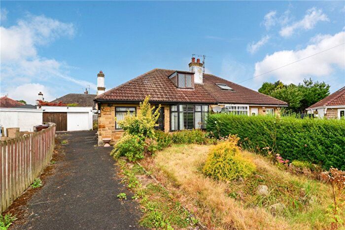 2 Bedroom Bungalow For Sale In Southlands Avenue, Thornton, Bradford, West Yorkshire, BD13