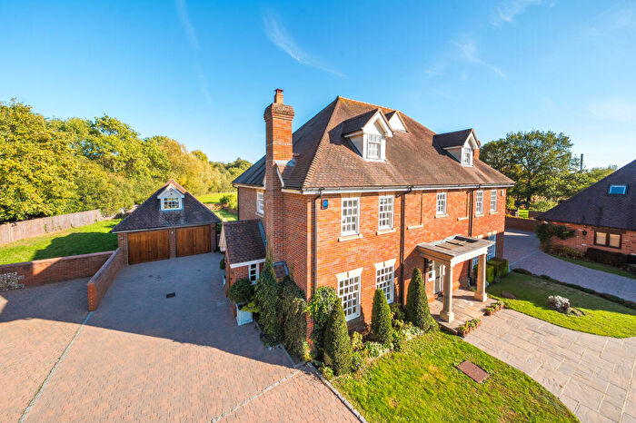 4 Bedroom Semi-Detached House For Sale In Buckland Gate, Wexham, SL3