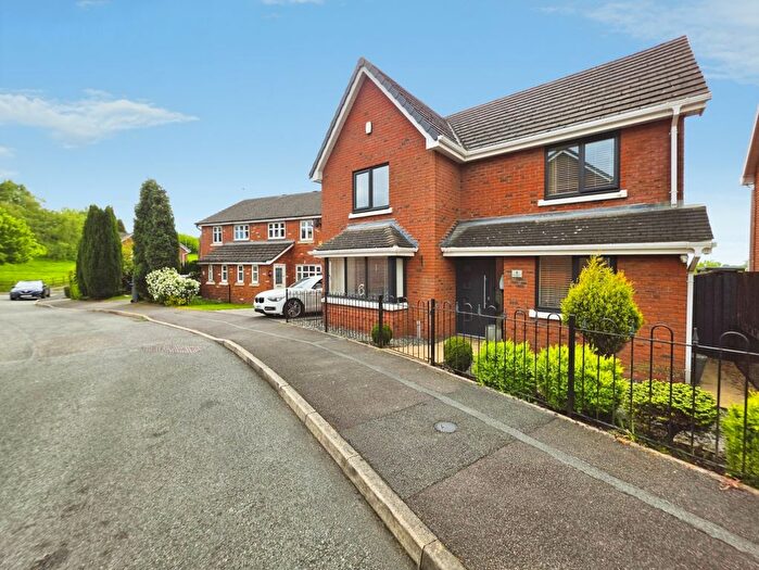 4 Bedroom Detached House For Sale In Ernest Egerton Close, Stoke-On-Trent, ST6