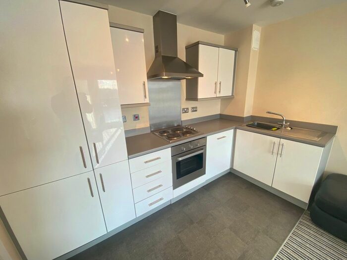 2 Bedroom Flat To Rent In Cambria House, Newport, Gwent, NP19