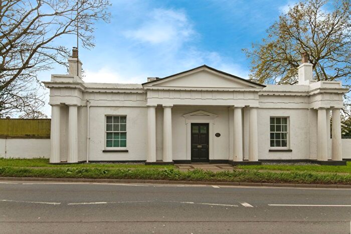 2 Bedroom Detached Bungalow For Sale In Clyst St. Mary, Exeter, EX5