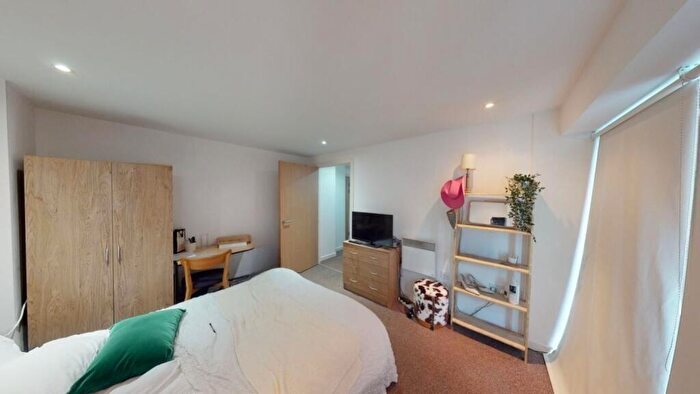 2 Bedroom Flat To Rent In Shakespeare Street, Nottingham, NG1