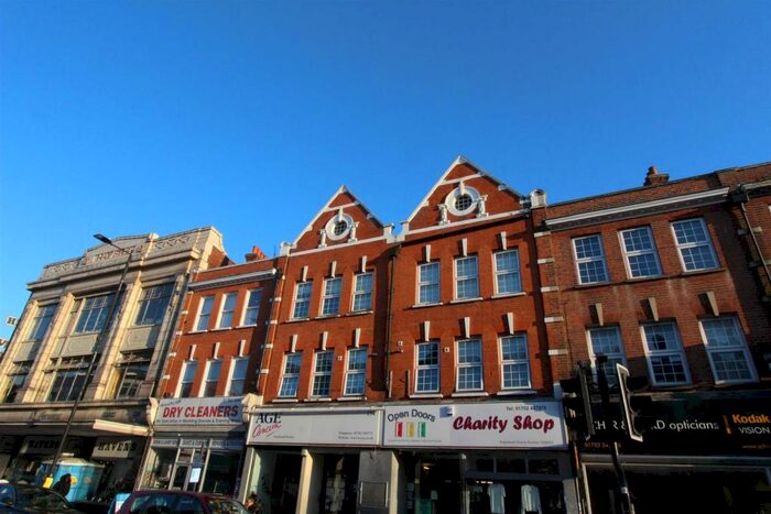 1 Bedroom Flat To Rent In Hamlet Court Road, Westcliff On Sea, SS0