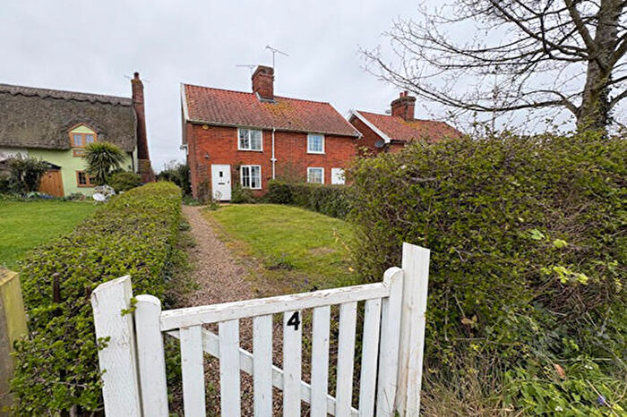 3 Bedroom Semi Detached House For Sale In Pettaugh, IP14