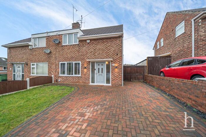 3 Bedroom Semi Detached House For Sale In Bassenthwaite Avenue, Prenton, CH43