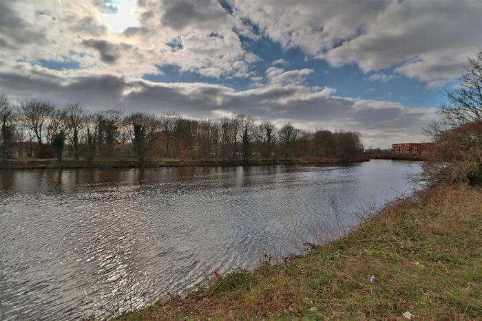 1 Bedroom Flat To Rent In Kerridge Drive, Warrington, WA1