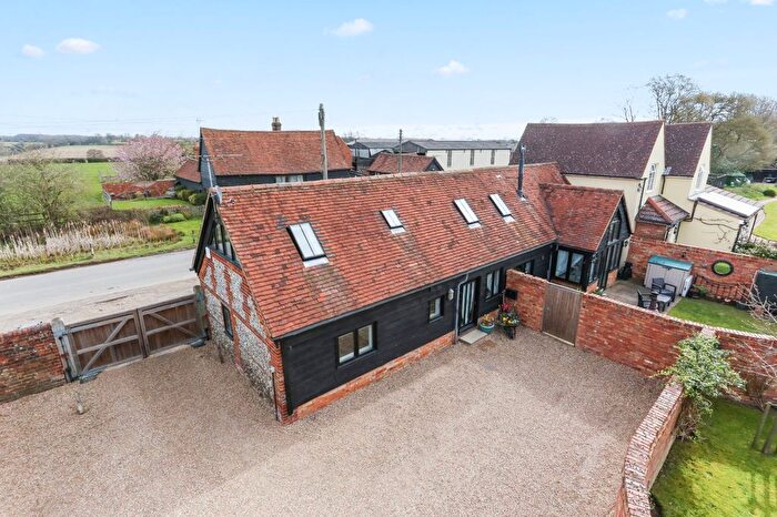 3 Bedroom Barn Conversion To Rent In Chartridge, Chesham, Buckinghamshire, HP5
