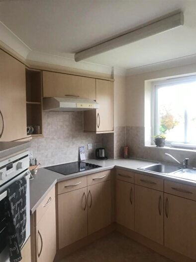1 Bedroom Retirement Property To Rent In Oyster Lane, Byfleet, West Byfleet, KT14