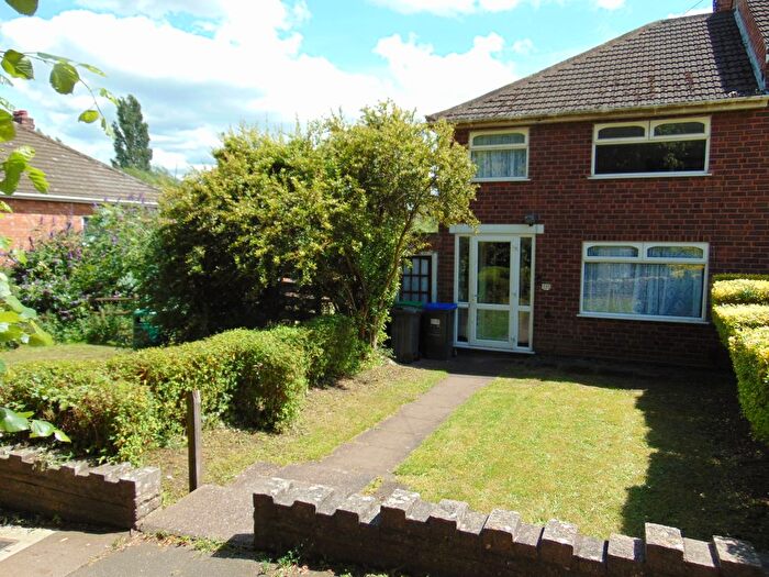 3 Bedroom Semi-Detached House To Rent In Eastwood Road, Birmingham, B43