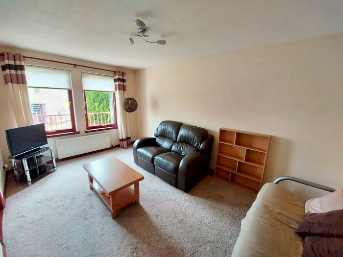 2 Bedroom Flat To Rent In Picktillum Place, Hilton, Aberdeen, AB25