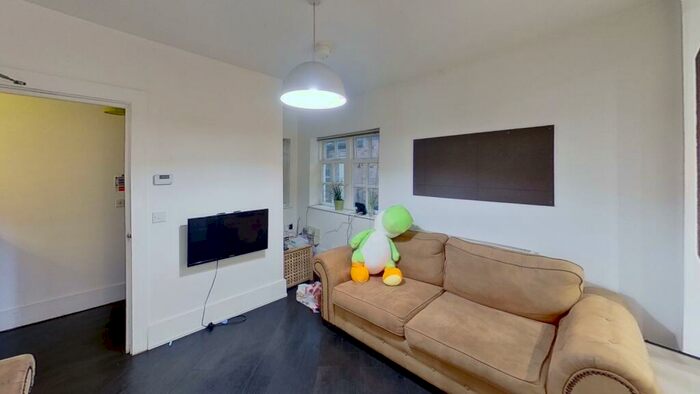 6 Bedroom Terraced House To Rent In B Hockley, Nottingham, NG1