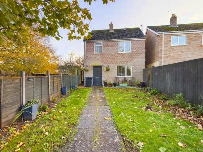 3 Bedroom Detached House For Sale In Woodland Avenue, Westonzoyland