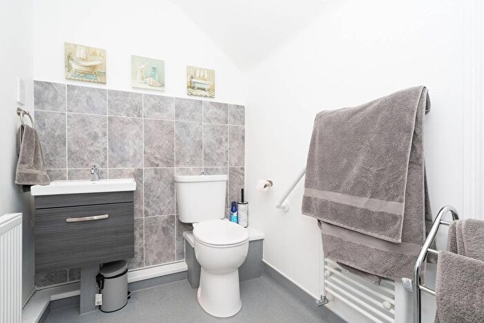 3 Bedroom Terraced House For Sale In Hoopers Mews, Bushey, WD23