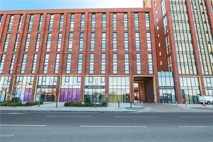 2 Bedroom Apartment To Rent In Jesse Hartley Way, Liverpool, Merseyside, L3