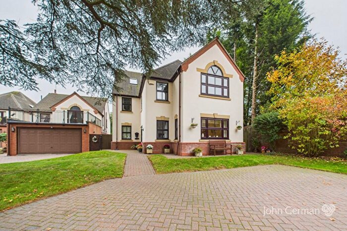 5 Bedroom Detached House For Sale In Stanleigh Gardens, Donisthorpe, DE12