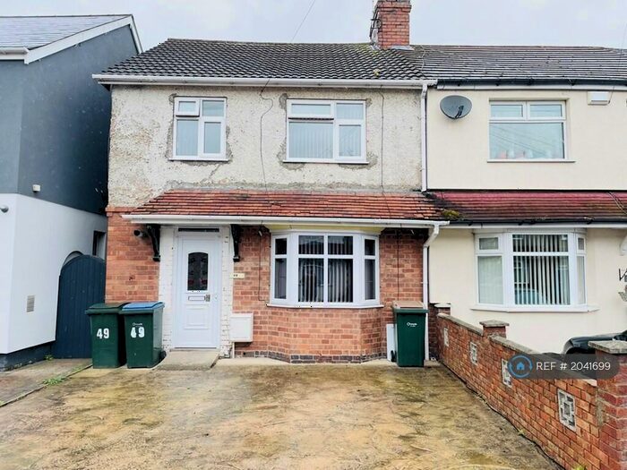 3 Bedroom End Of Terrace House To Rent In Wyken Avenue, Coventry, CV2