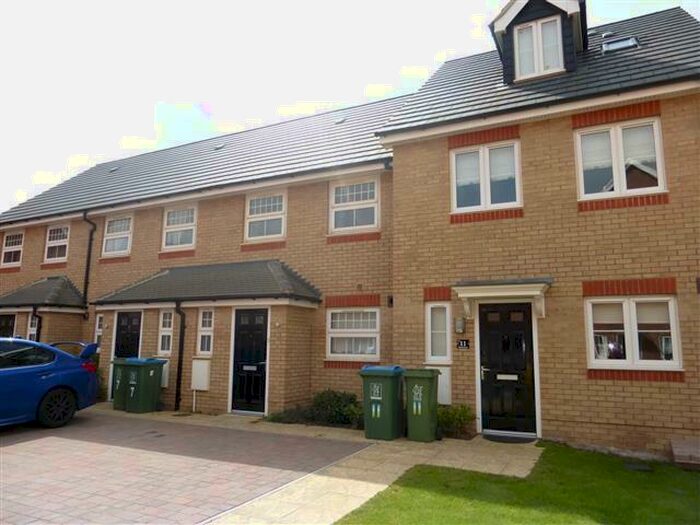 2 Bedroom Terraced House To Rent In Keswick Street, Aylesbury, HP18