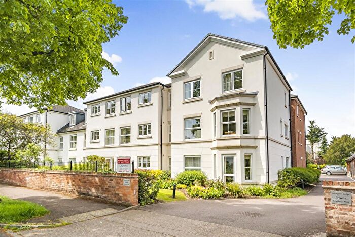 1 Bedroom Retirement Property For Sale In Arlington Lodge, Leamington Spa, CV32