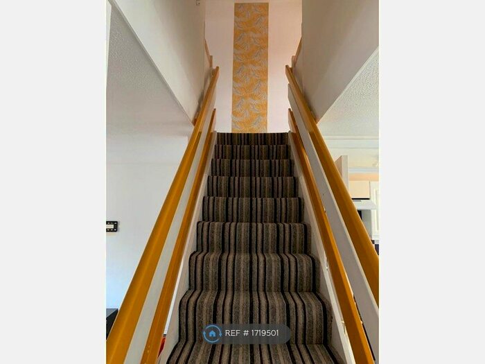 3 Bedroom Terraced House To Rent In Manordene Road, London, SE28