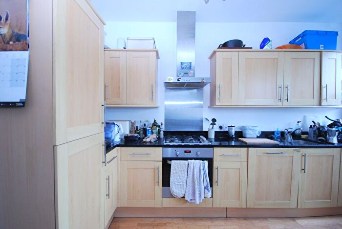 2 Bedroom Flat To Rent In Arodene Road, Brixton, SW2