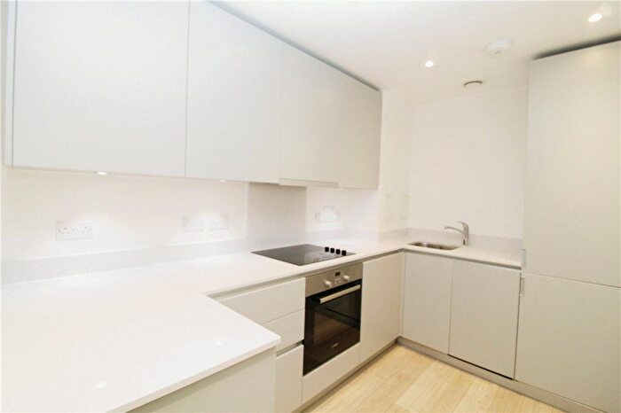 1 Bedroom Flat To Rent In Saffron Central Square, Croydon, CR0