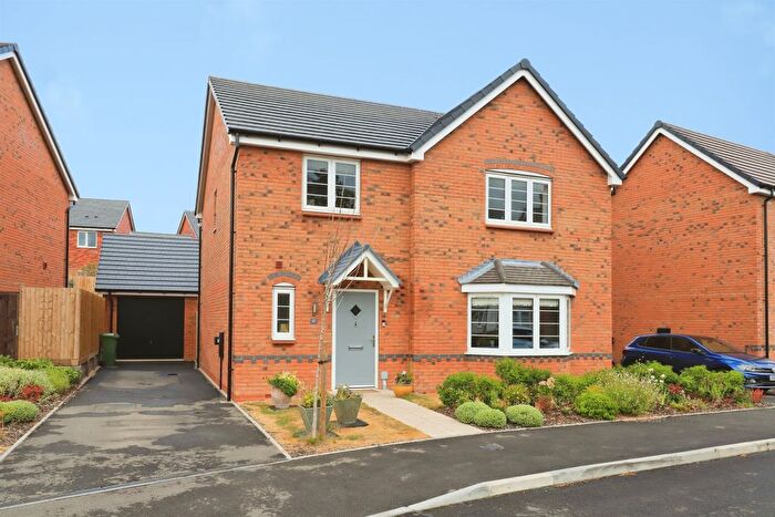 4 Bedroom Detached House For Sale In Wribbenhall Gardens, Bewdley, DY12