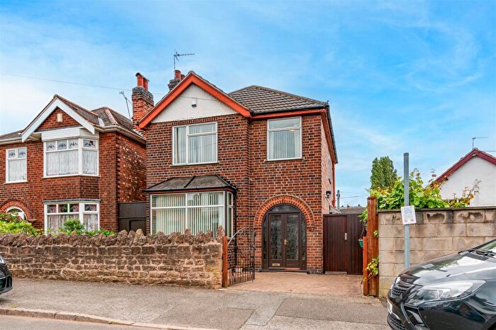 3 Bedroom Detached House For Sale In Parkdale Road, Nottingham, NG3