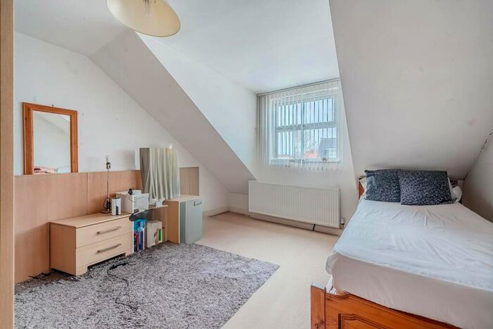 4 Bedroom Semi-Detached House To Rent In Clay Lane, , Harrow, HA3