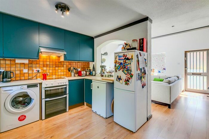 1 Bedroom Detached House To Rent In Wilkinson Way, London, W4