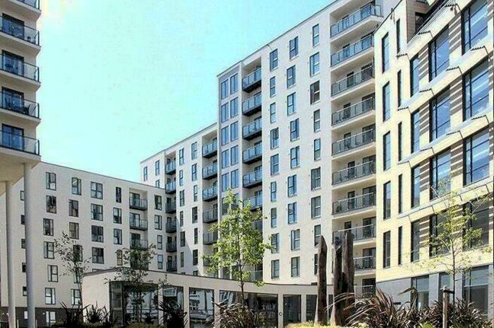 1 Bedroom Apartment To Rent In Woking, Surrey, GU22