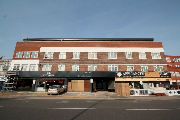 2 Bedroom Flat To Rent In C High Road, Romford, London, RM6