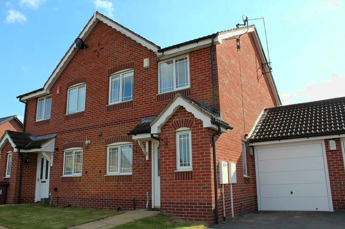 3 Bedroom House To Rent In Bramble Close, South Normanton, Alfreton, DE55