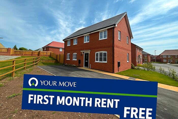 3 Bedroom Detached House To Rent In Tulip Avenue, Woodsetton, Dudley, West Midlands, DY3