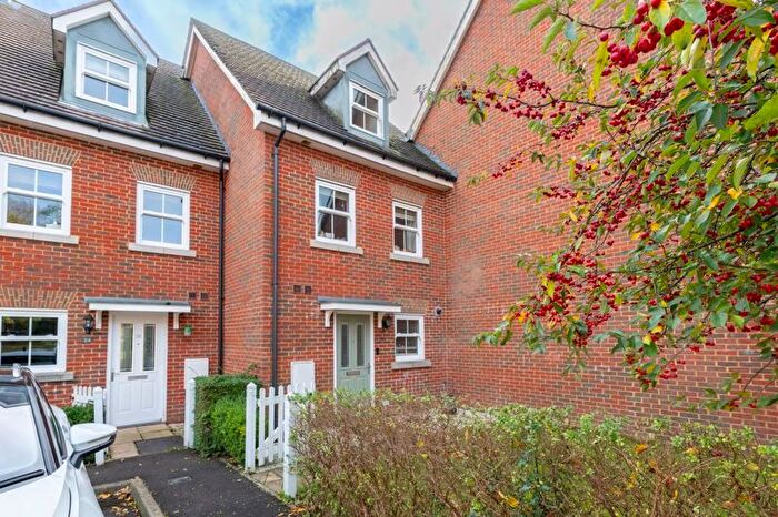 3 Bedroom Terraced House For Sale In Martins Gardens, Crowborough, TN6