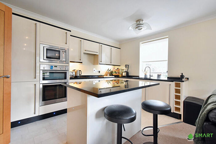 2 Bedroom Apartment For Sale In Isleworth Road, Exeter, EX4