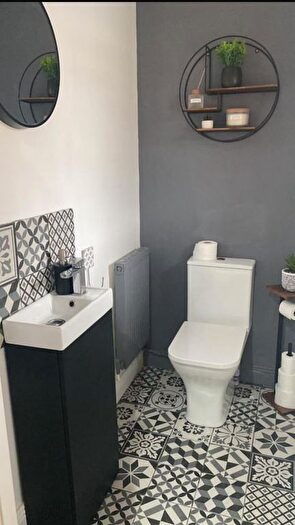 4 Bedroom Detached House For Sale In Llys Y Ddraenog, Port Talbot, SA13