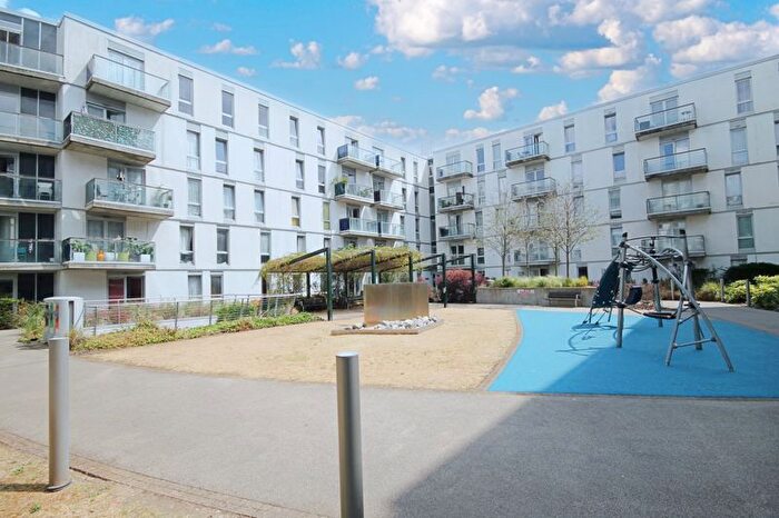 2 Bedroom Flat For Sale In Empire Way, Wembley, HA9