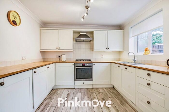 3 Bedroom End Of Terrace House For Sale In Llewellyn Walk, Newport, NP20