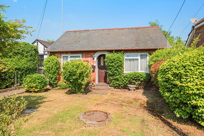 3 Bedroom Bungalow For Sale In Leslie Road, Chobham, Woking, GU24