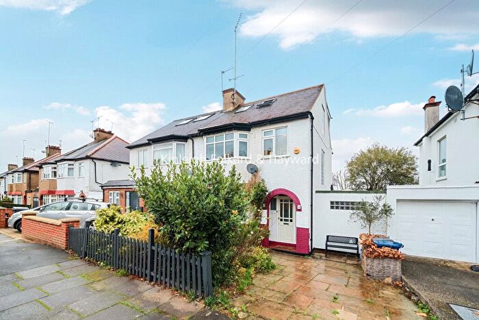 4 Bedroom Semi Detached House For Sale In Newton Avenue, Muswell Hill, London, N10