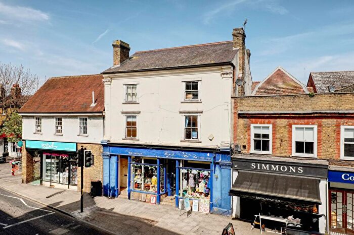 2 Bedroom Apartment For Sale In High Street, Ware, SG12