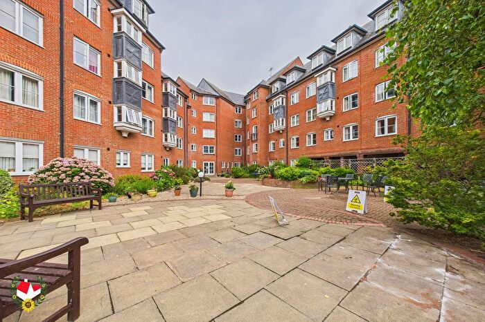 1 Bedroom Property For Sale In Westgate Street, Castlemeads Court, GL1