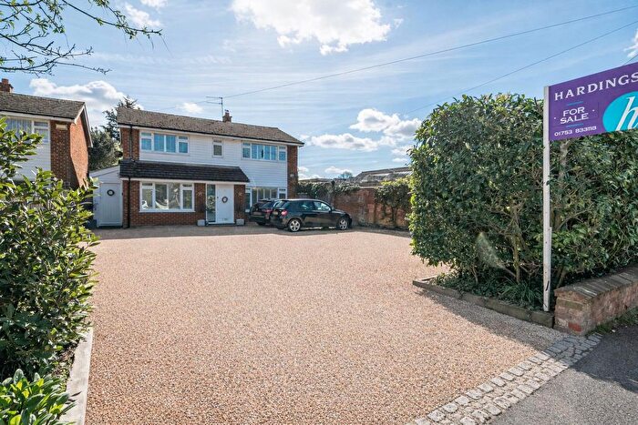 4 Bedroom Detached House For Sale In Bolton Road, Windsor, Berkshire, SL4