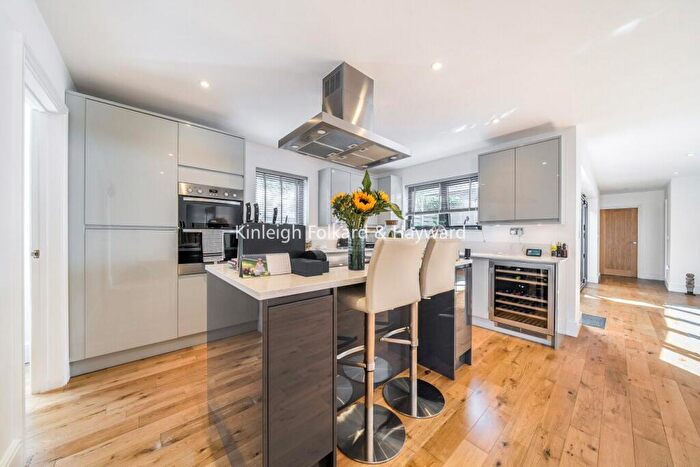 3 Bedroom Bungalow For Sale In Palace Road, Bromley, Kent, BR1