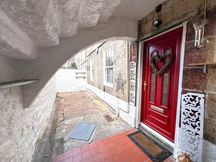 2 Bedroom Flat To Rent In Pilrig Street, Leith Walk, Edinburgh, EH6